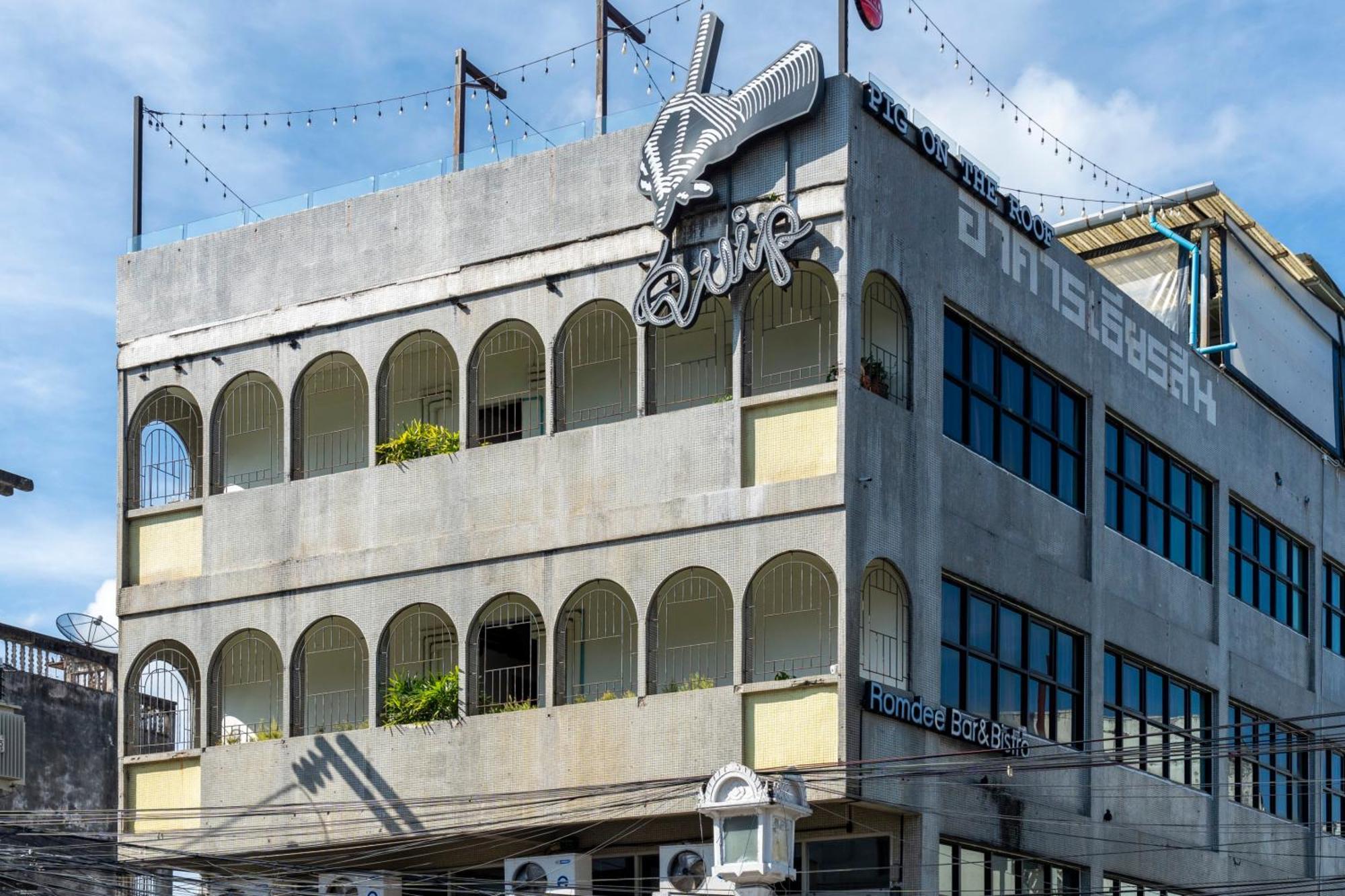 Quip Bed & Breakfast Hotel Phuket Exterior photo