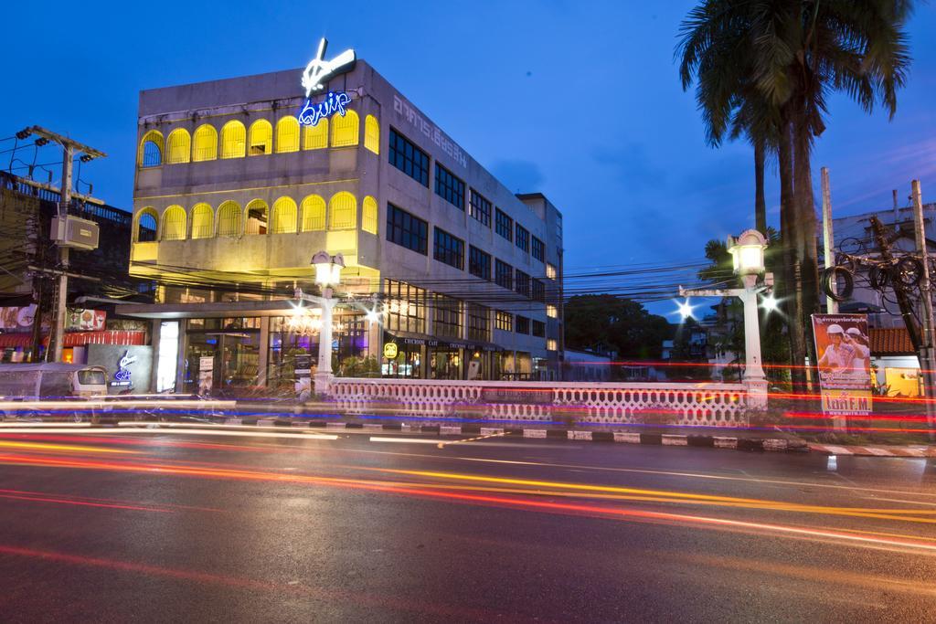 Quip Bed & Breakfast Hotel Phuket Exterior photo